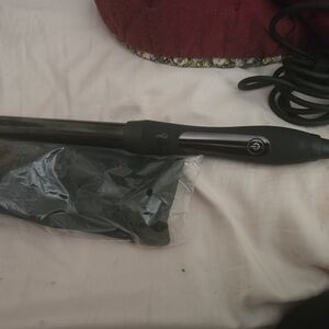 Lange Black Hair Curling Wand with Power Button